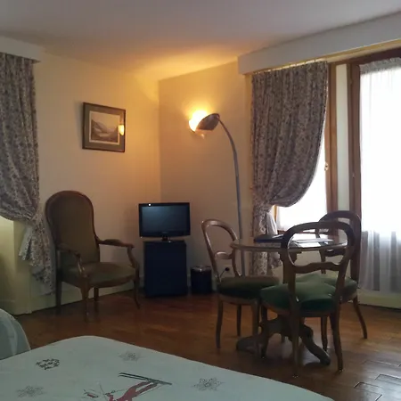 La Croix-blanche Hotel 2*