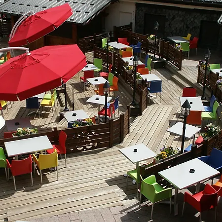 Hotel La Croix-blanche 2*
